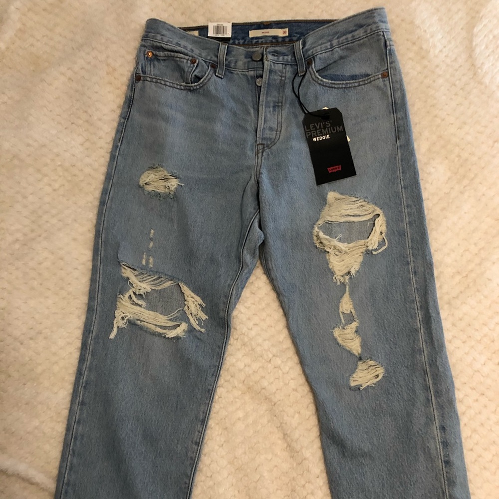 Vintage Ripped Levi’s Jeans